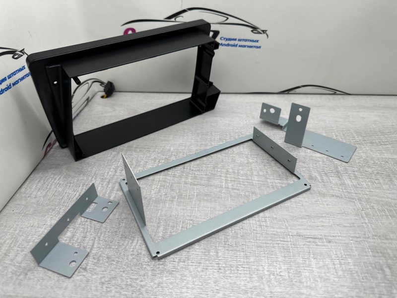 Переходная рамка магнитолы