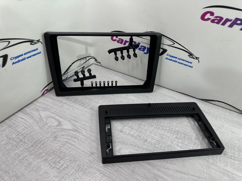 Переходная рамка магнитолы