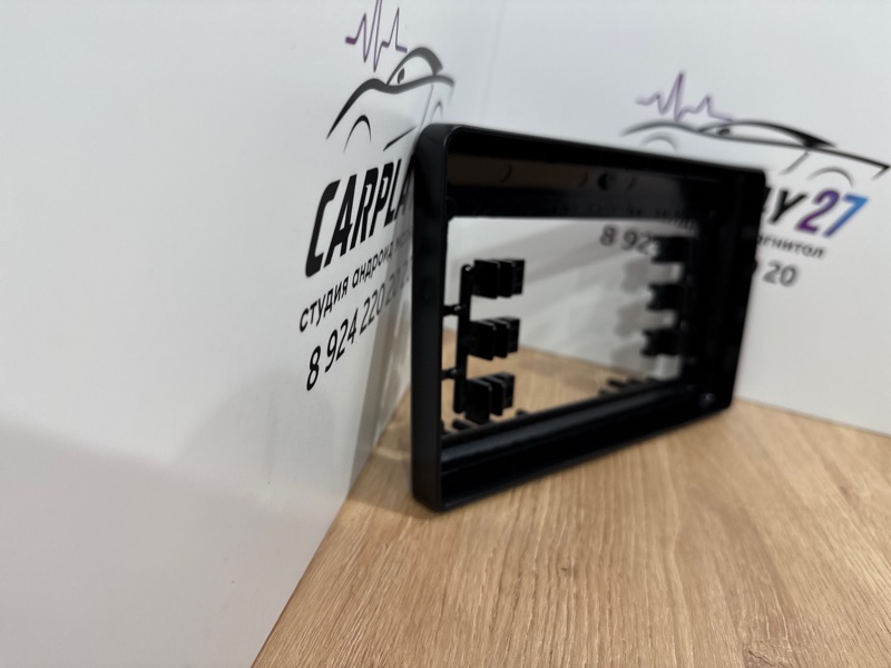 Переходная рамка магнитолы