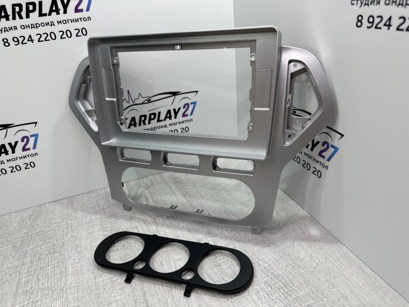 Переходная рамка магнитолы