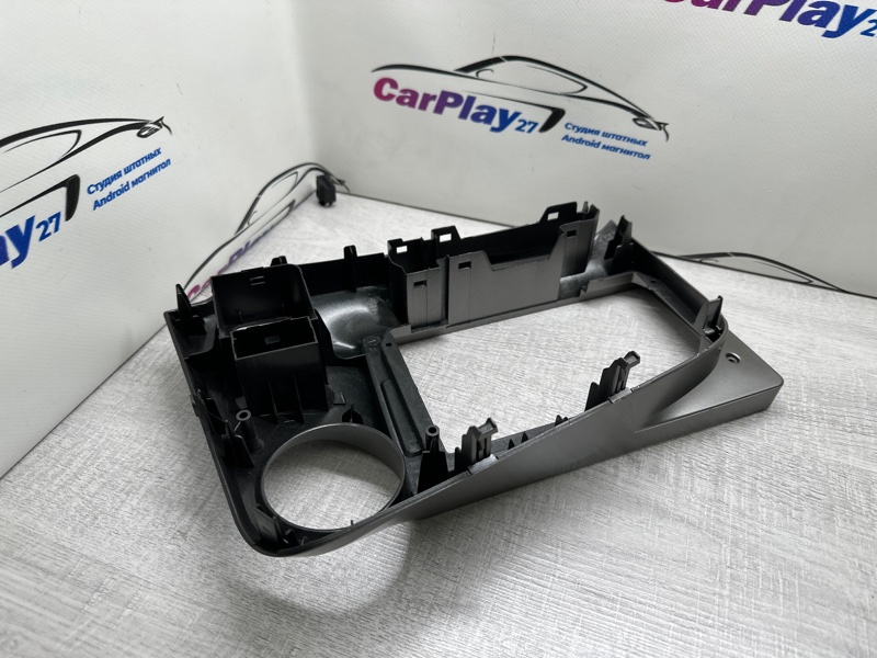 Переходная рамка магнитолы