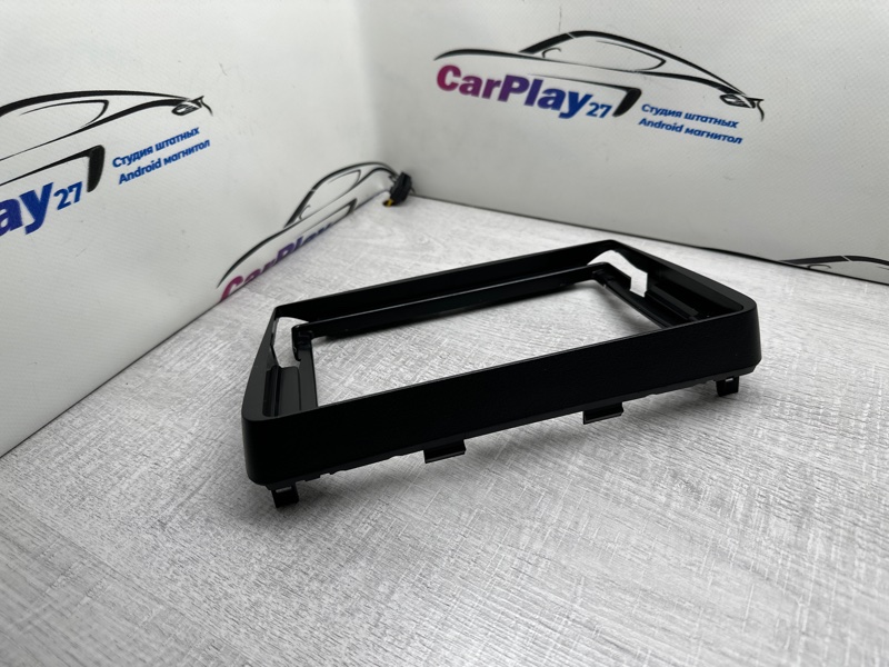 Переходная рамка магнитолы