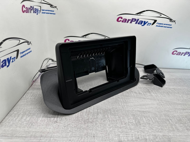 Переходная рамка магнитолы