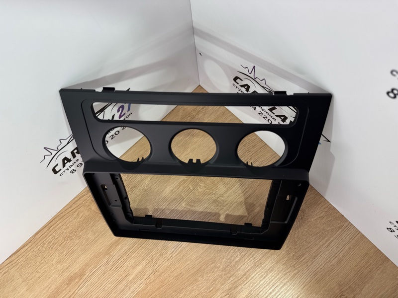 Переходная рамка магнитолы