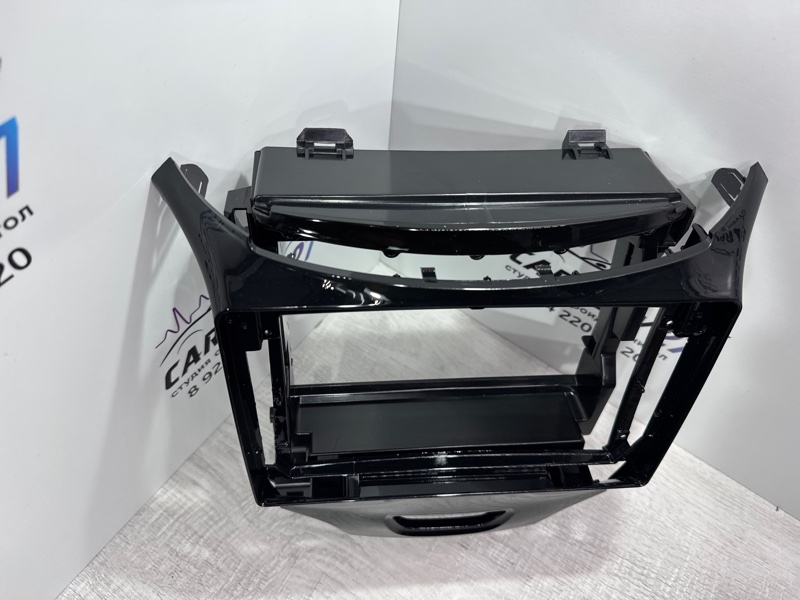 Переходная рамка магнитолы