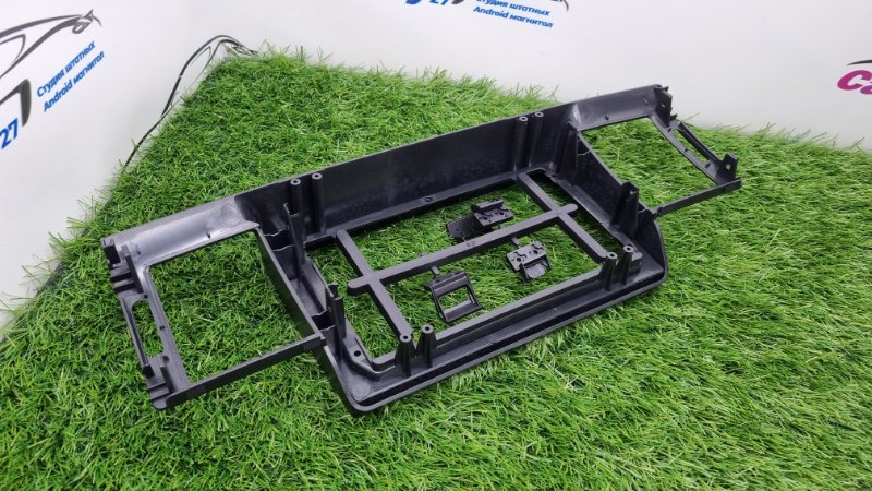 Переходная рамка магнитолы