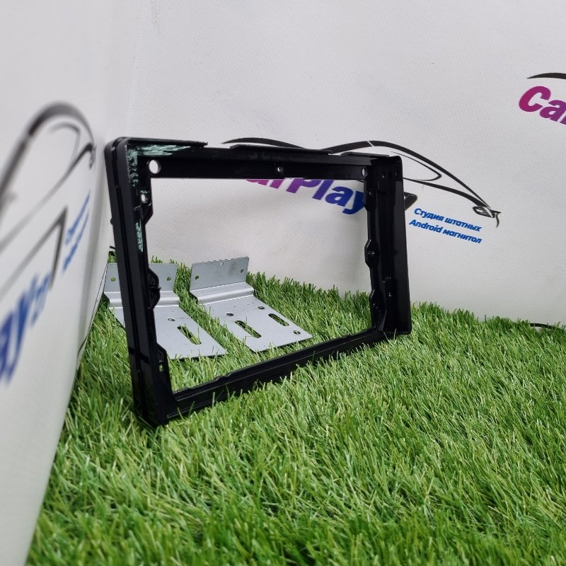 Переходная рамка магнитолы