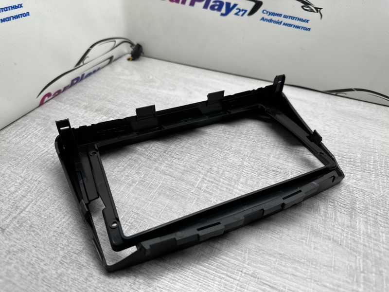 Переходная рамка магнитолы