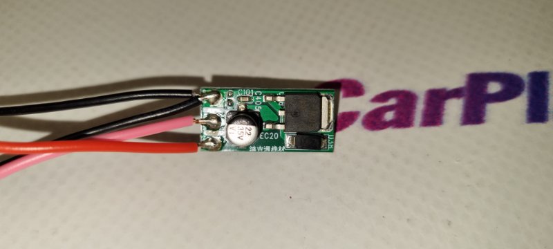 Преобразователь напряжения