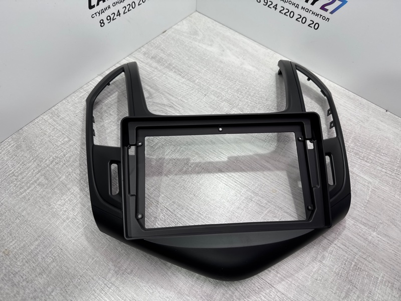 Переходная рамка магнитолы