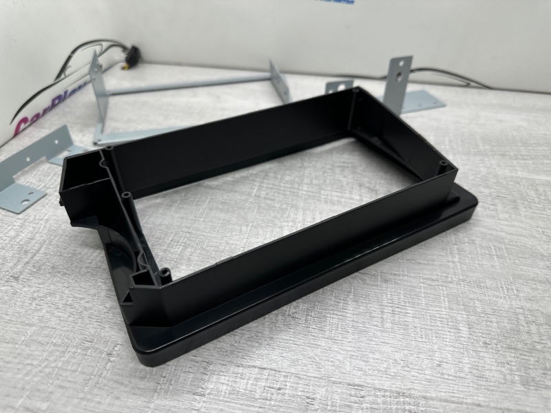 Переходная рамка магнитолы