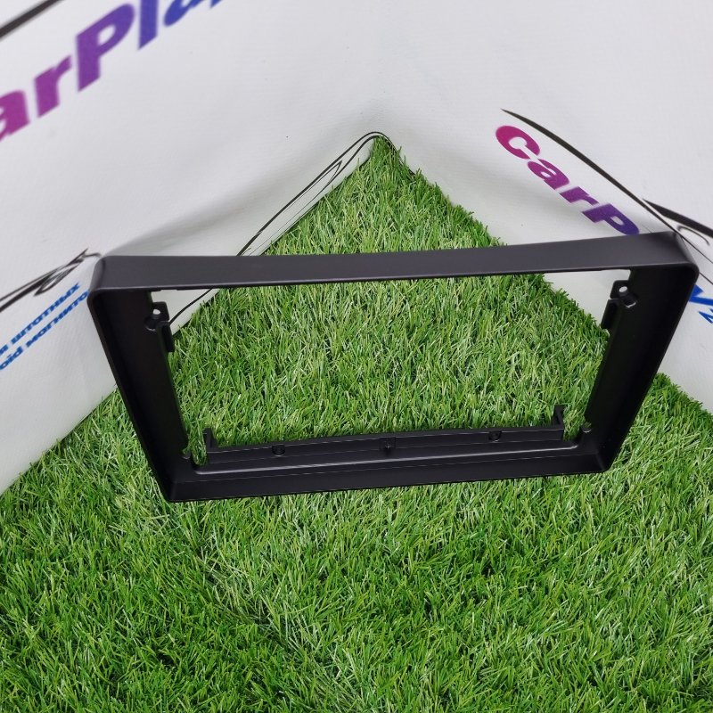 Переходная рамка магнитолы