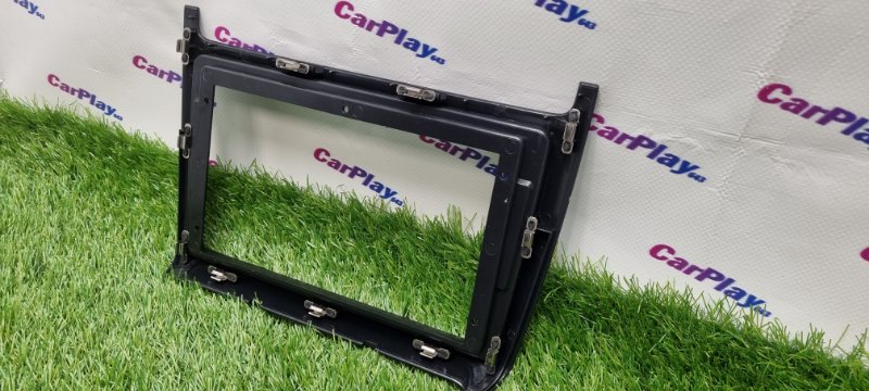 Переходная рамка магнитолы