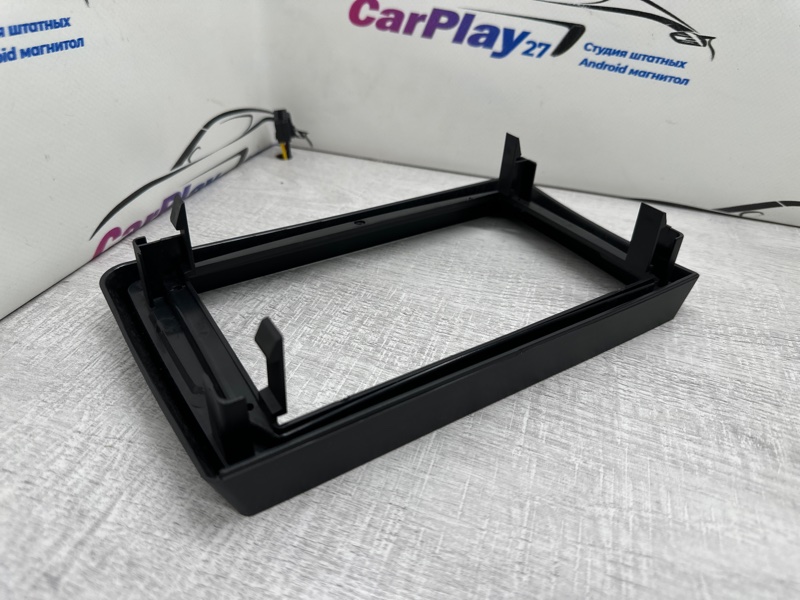 Переходная рамка магнитолы