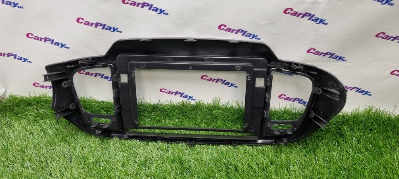 Переходная рамка магнитолы