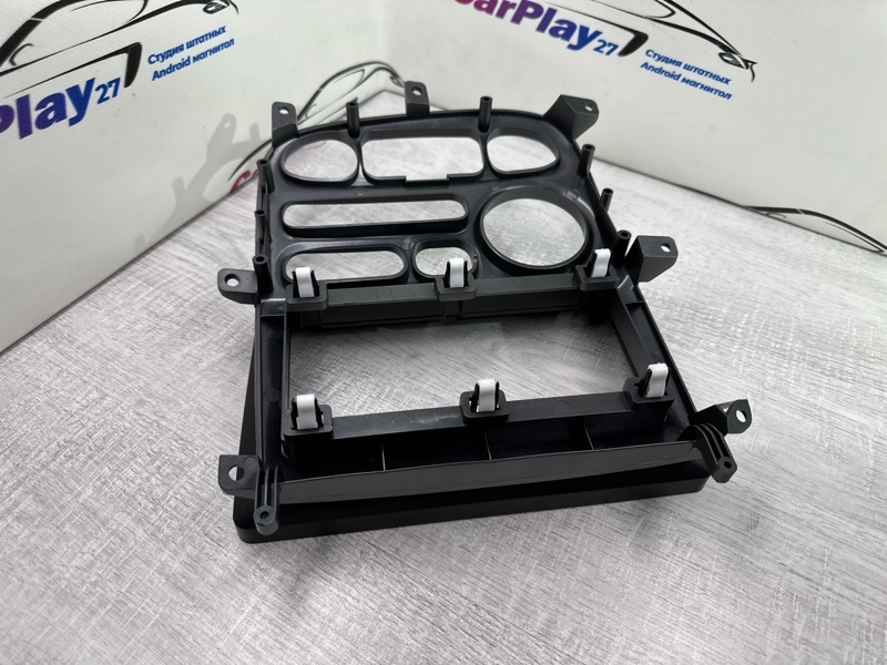 Переходная рамка магнитолы