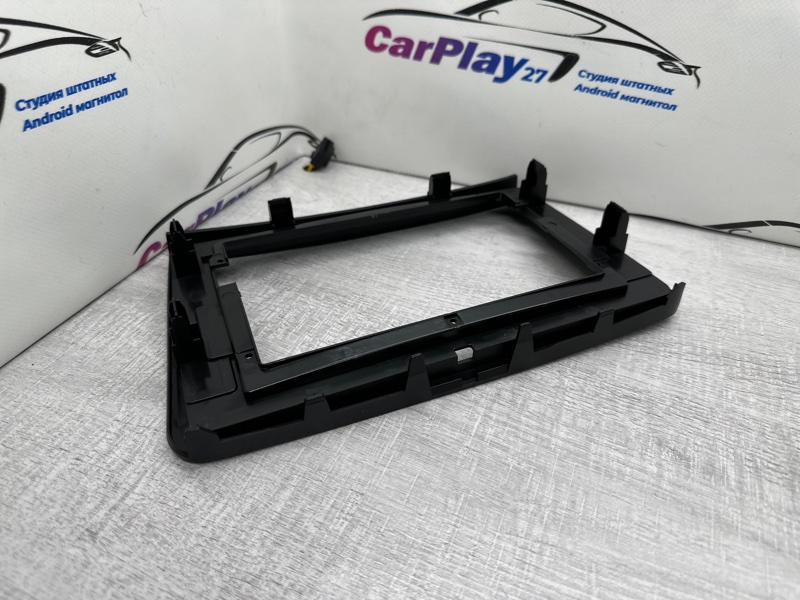 Переходная рамка магнитолы