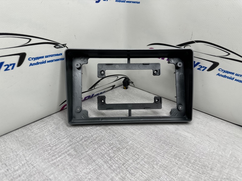 Переходная рамка магнитолы