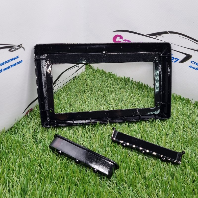 Переходная рамка магнитолы