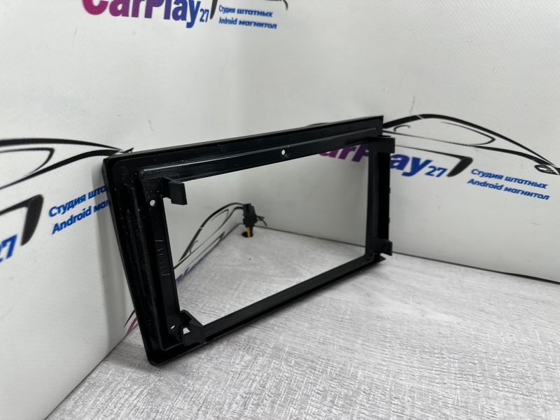 Переходная рамка магнитолы