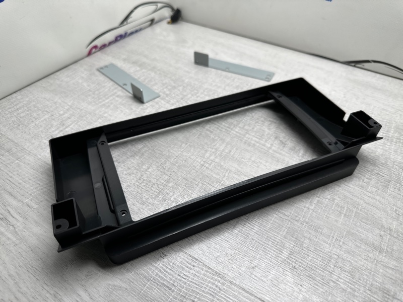 Переходная рамка магнитолы