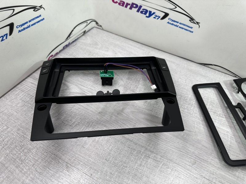 Переходная рамка магнитолы