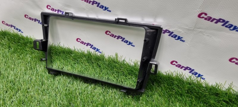 Переходная рамка магнитолы