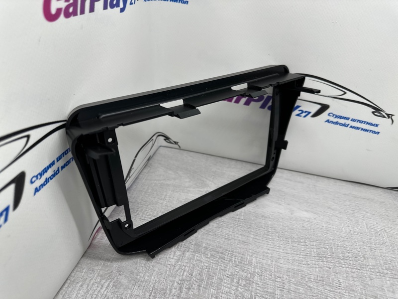 Переходная рамка магнитолы