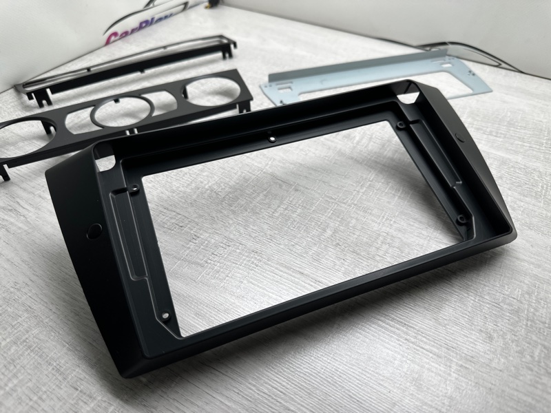 Переходная рамка магнитолы