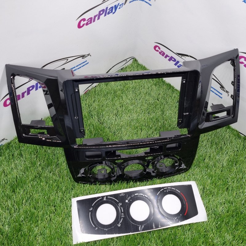 Переходная рамка магнитолы Toyota Fortuner 2007