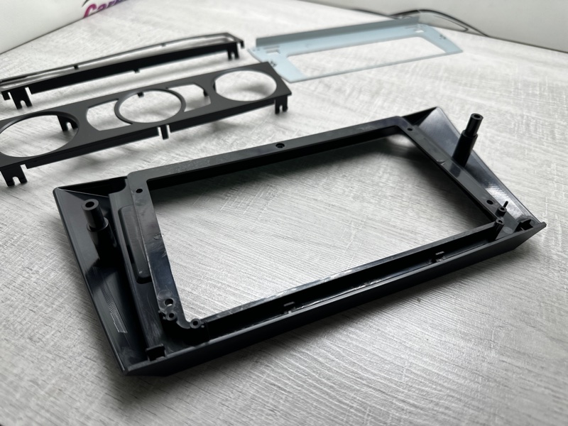 Переходная рамка магнитолы