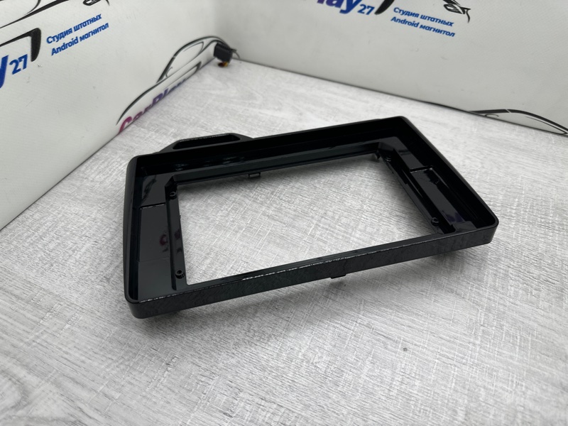 Переходная рамка магнитолы