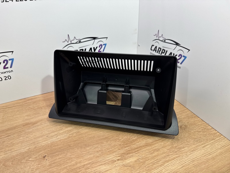 Переходная рамка магнитолы