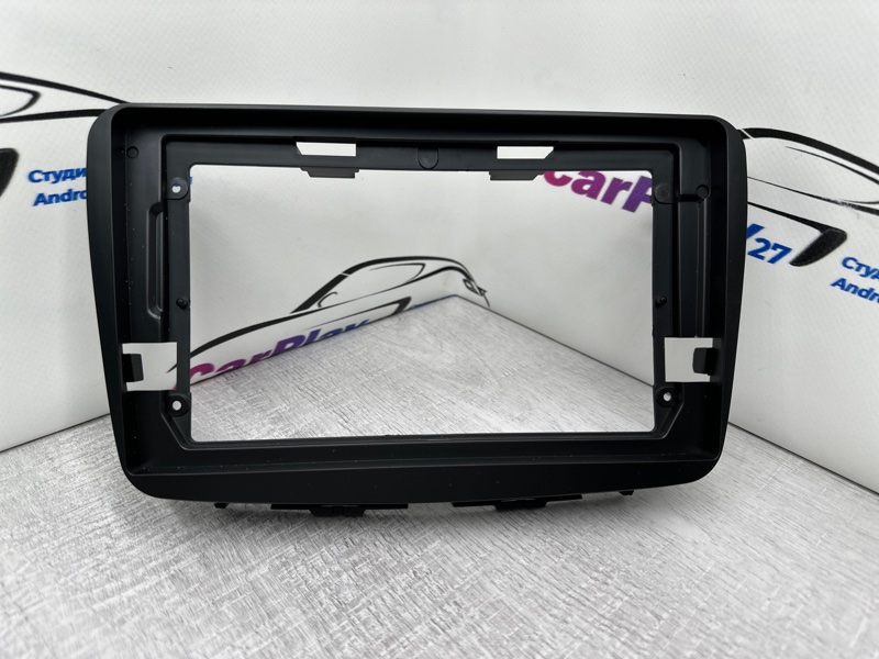 Переходная рамка магнитолы