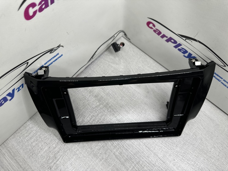 Переходная рамка магнитолы