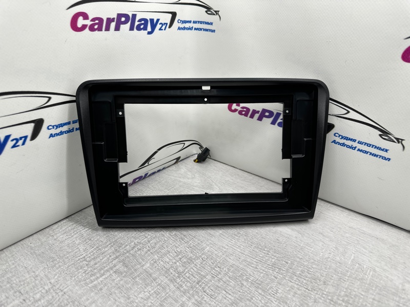 Переходная рамка магнитолы