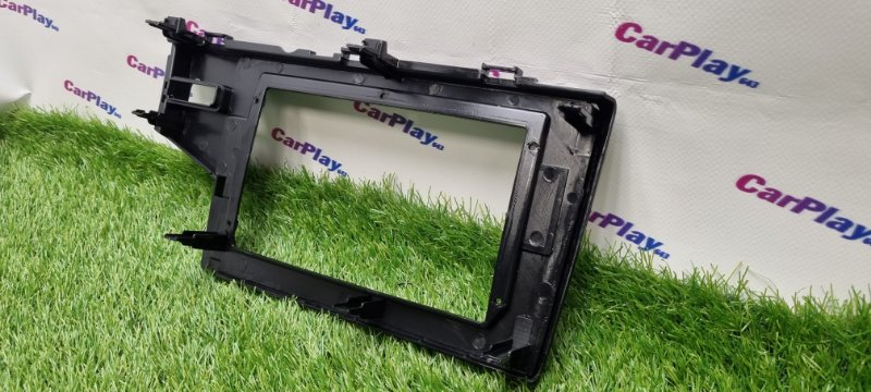 Переходная рамка магнитолы