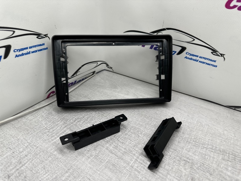 Переходная рамка магнитолы