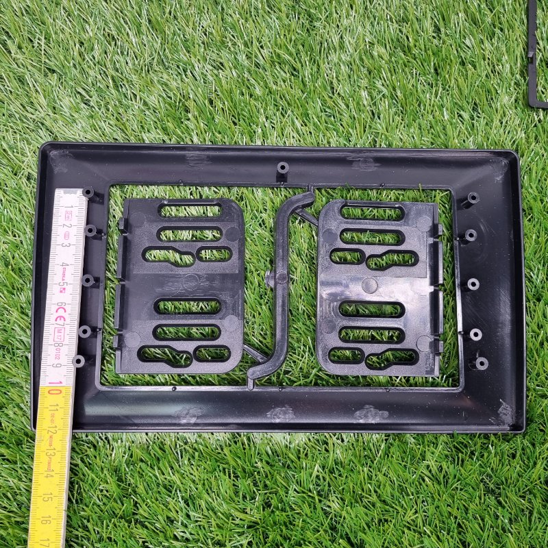 Переходная рамка магнитолы