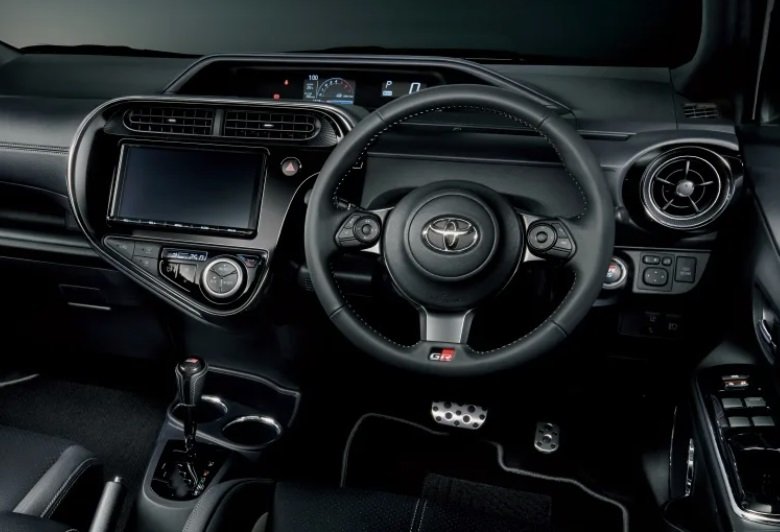 Переходная рамка магнитолы