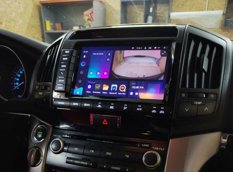 Магнитола штатная Toyota Land Cruiser 200 2008