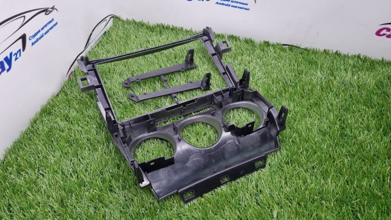 Переходная рамка магнитолы