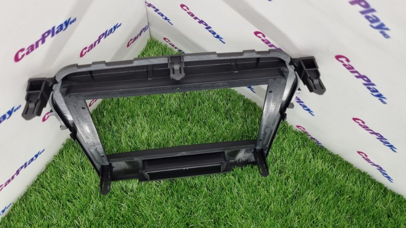 Переходная рамка магнитолы