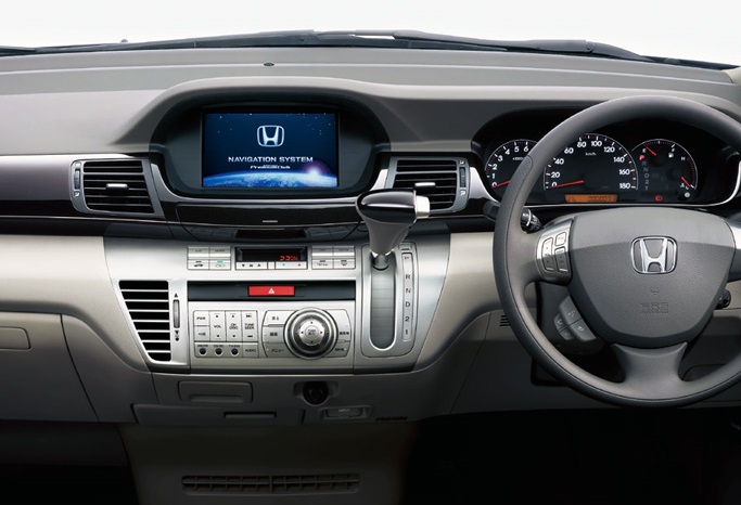 Переходная рамка магнитолы