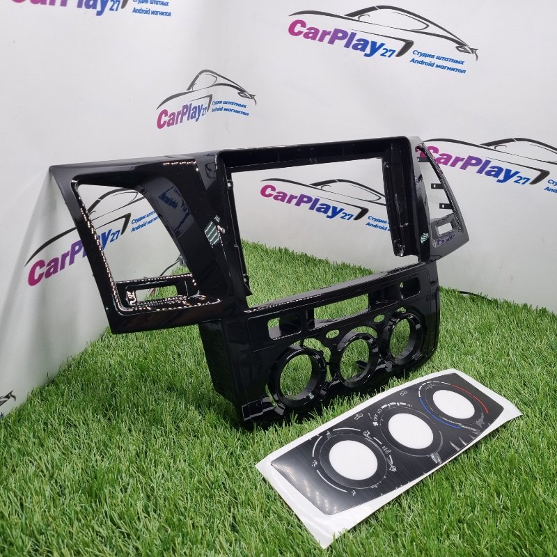 Переходная рамка магнитолы Toyota Fortuner 2007